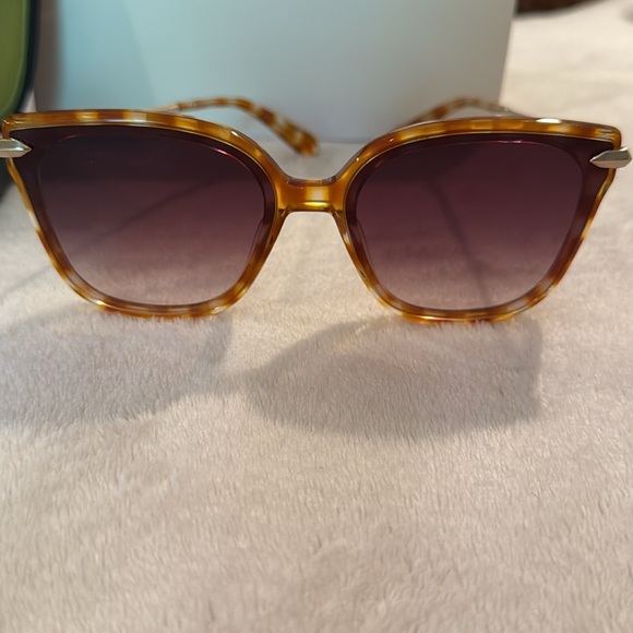 Krewe Dede Nylon Sunglasses - Picture 4 of 5